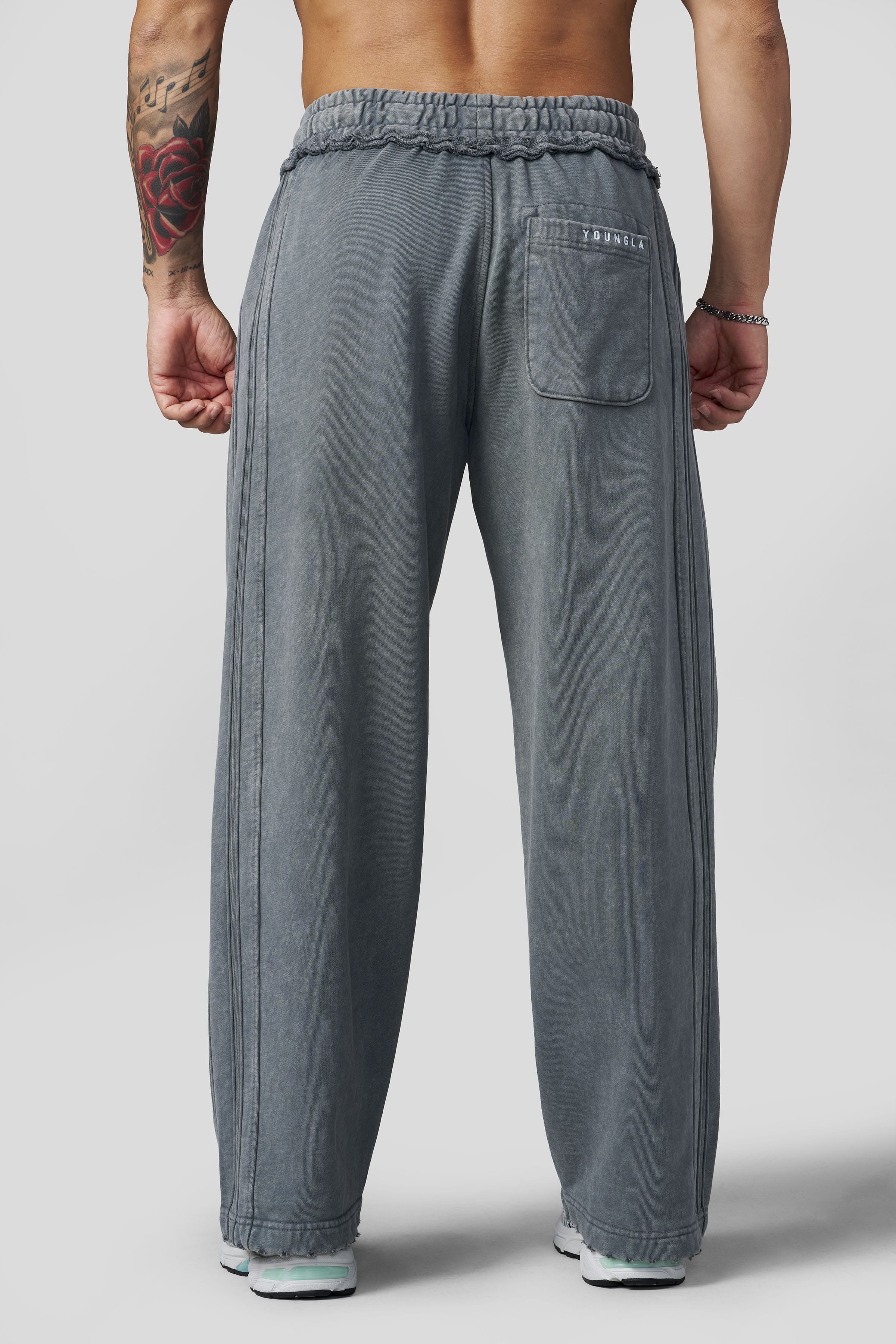 2121 - Raw Pipe Sweats