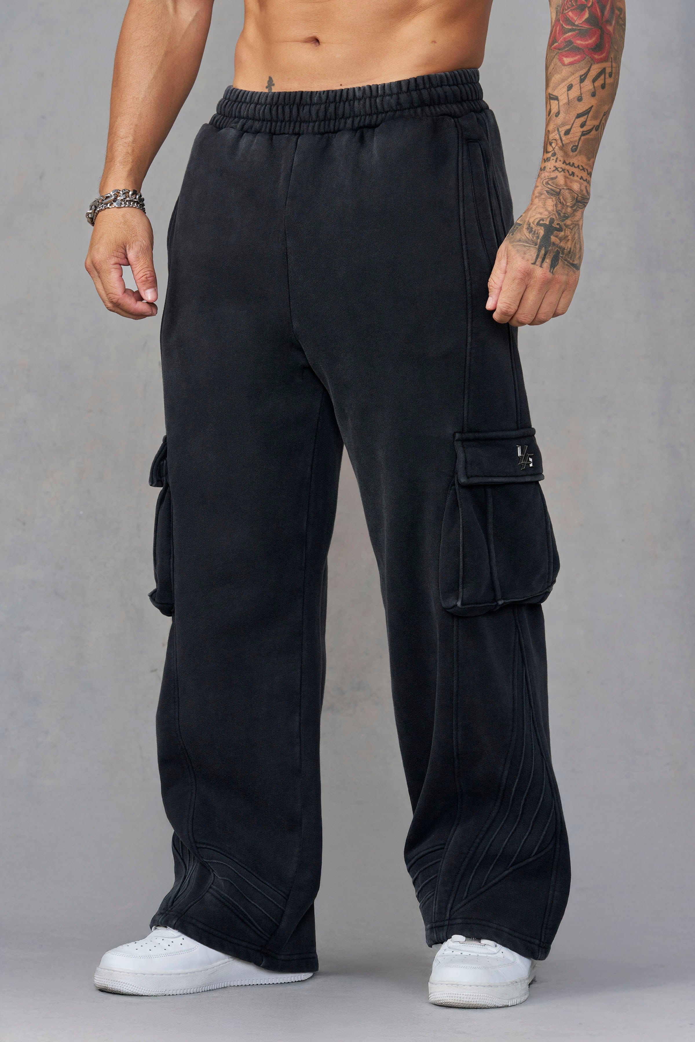 2131 - Batman Armored Sweats
