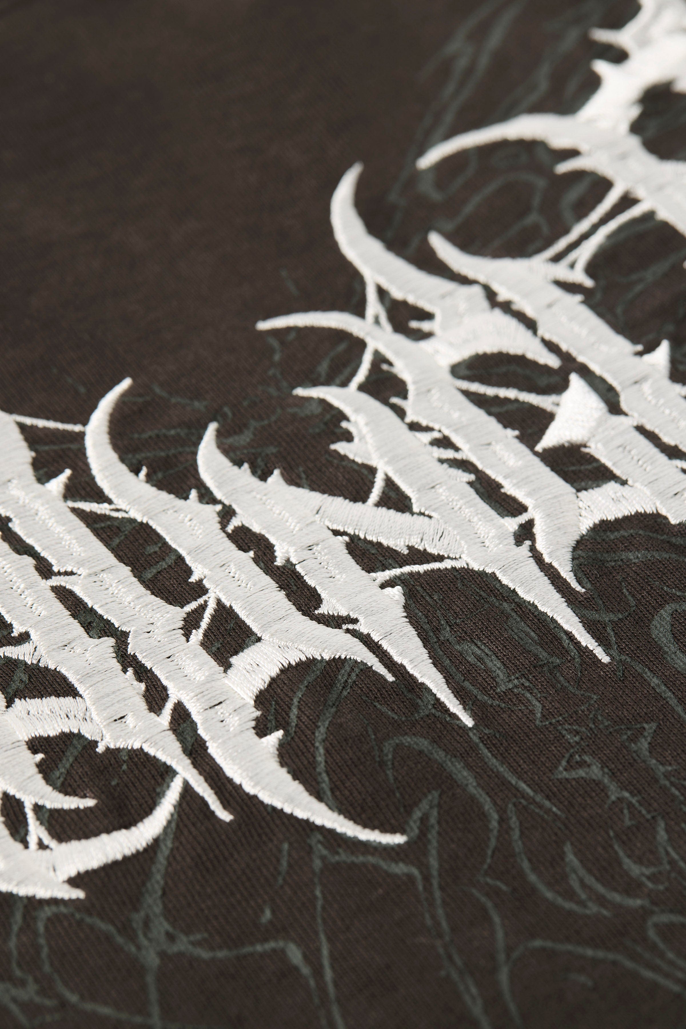 4149 - Gothic Tees